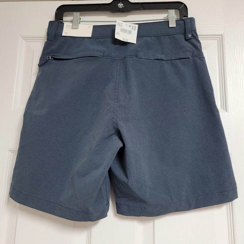 American Eagle NWT Club AboveThe Knee Flex Short Size 28..